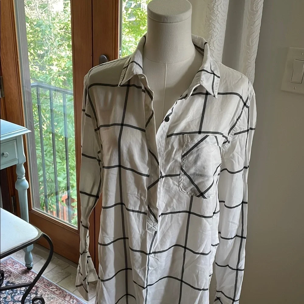 Athleta Presidio White and Black Checkered Button-Up Shirt Tunic EUC - Picture 4 of 9